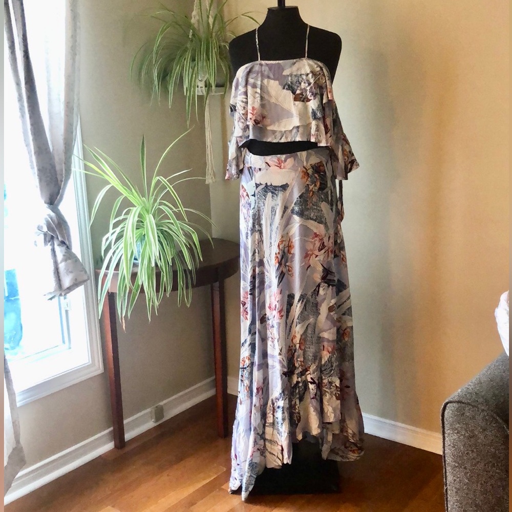 Beautiful skirt and top set NWT